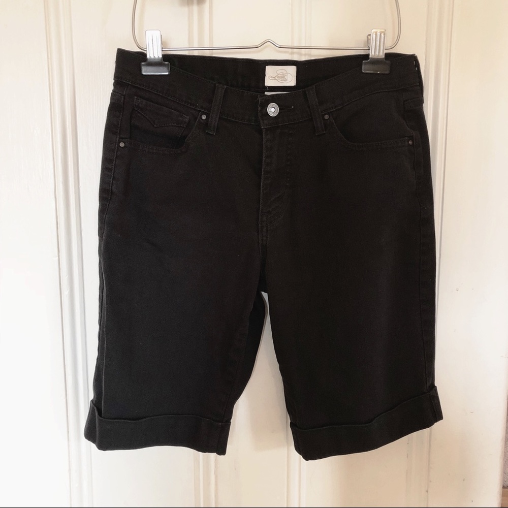 Bermuda jean shorts from Levi’s in black - size 6